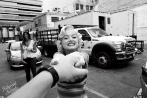 ANA DE ARMAS – BLONDE - Hollywood Authentic