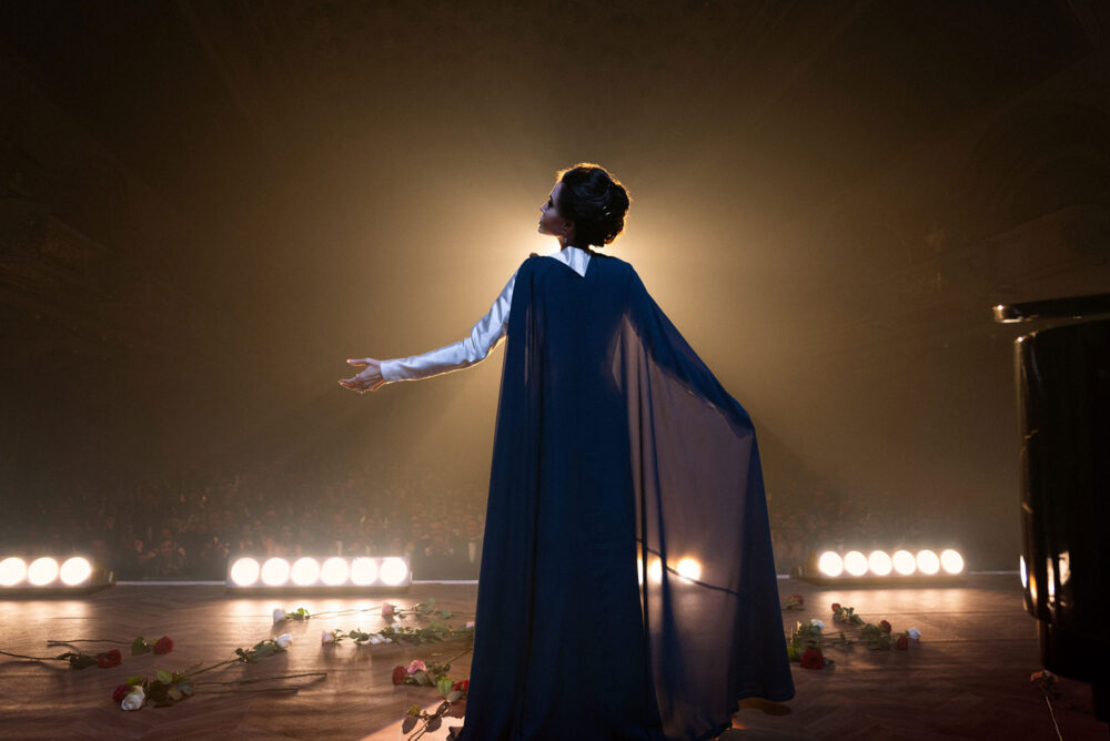 angelina jolie, kodi smit-mcphee, maria, pablo larraín, pierfrancesco favino, valeria golino, hollywood authentic