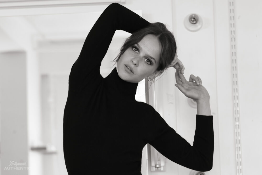 clara rugaard, verona’s romeo & juliet, desperate journey, hollywood authentic x npeal, cashmere