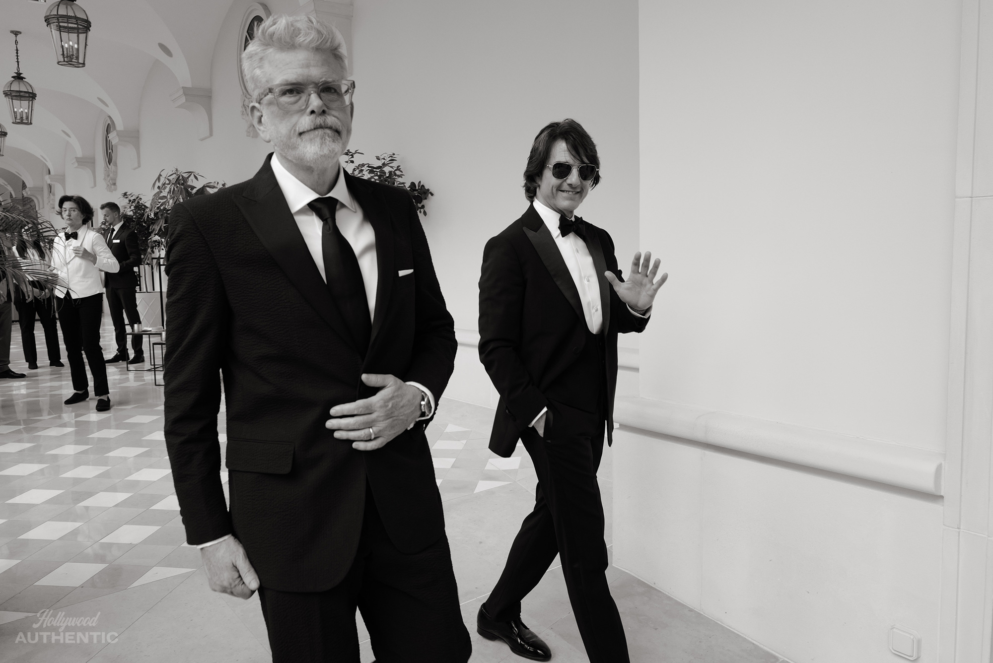 TOM CRUISE - Hollywood Authentic