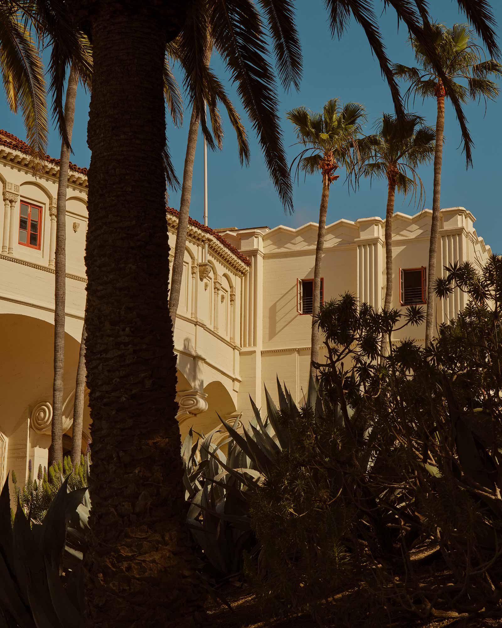Around the World in 80 Days, Catalina Casino, Chinatown, Jaws