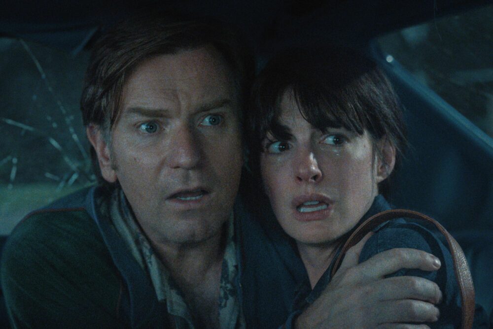 Anne Hathaway, Ewan McGregor, Maisy Stella, Christian Convery